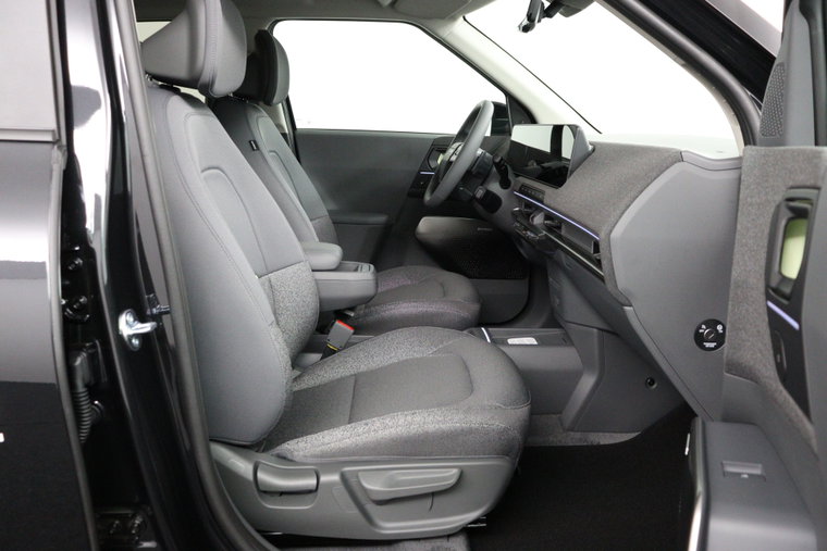 Vehicle Image 31