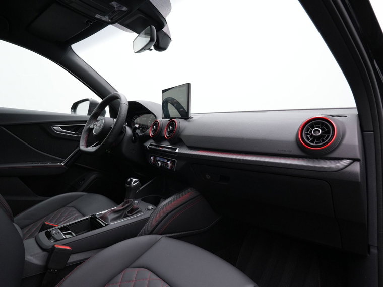 Vehicle Image 31