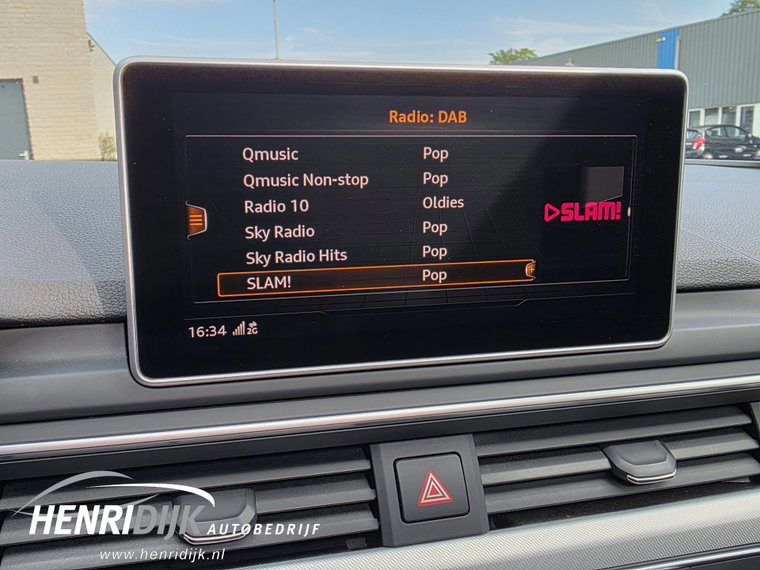 Vehicle Image 35