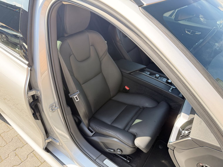 Vehicle Image 41