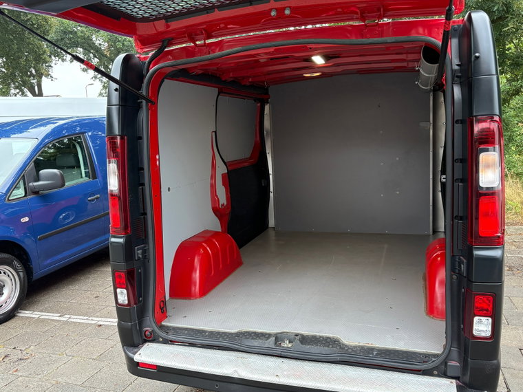 Vehicle Image 35