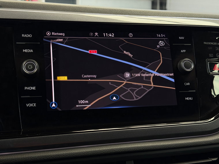 Vehicle Image 13