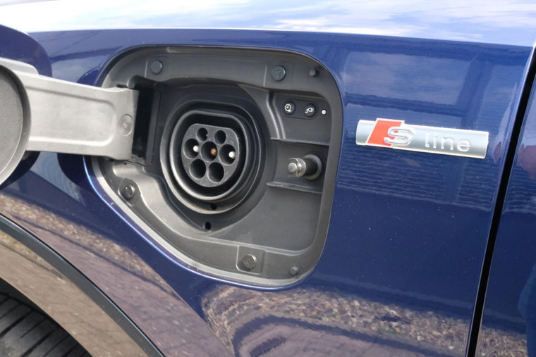 Vehicle Image 38