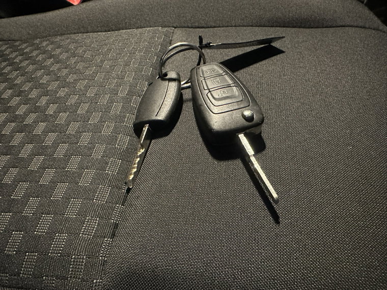 Vehicle Image 22