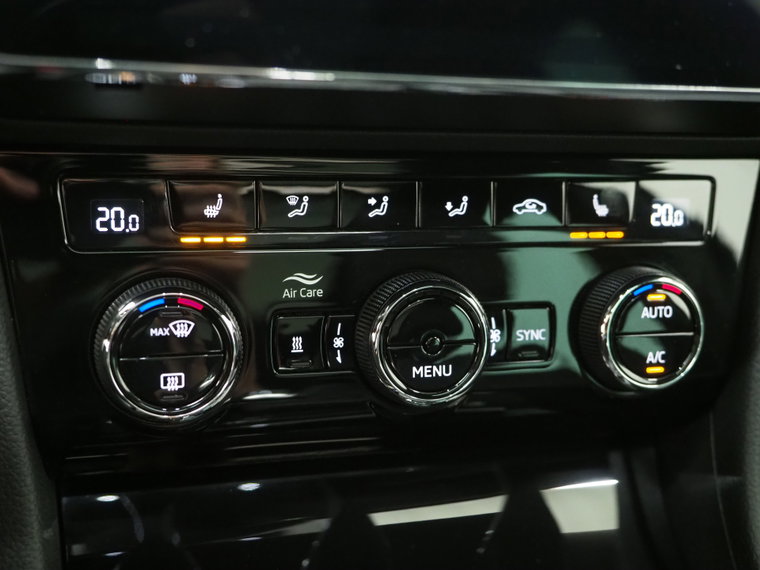 Vehicle Image 37