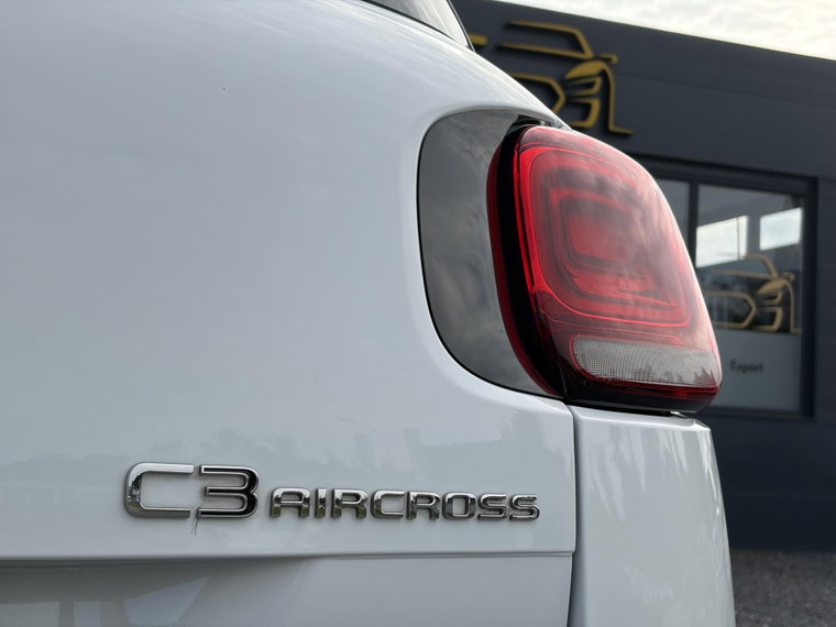 Vehicle Image 37