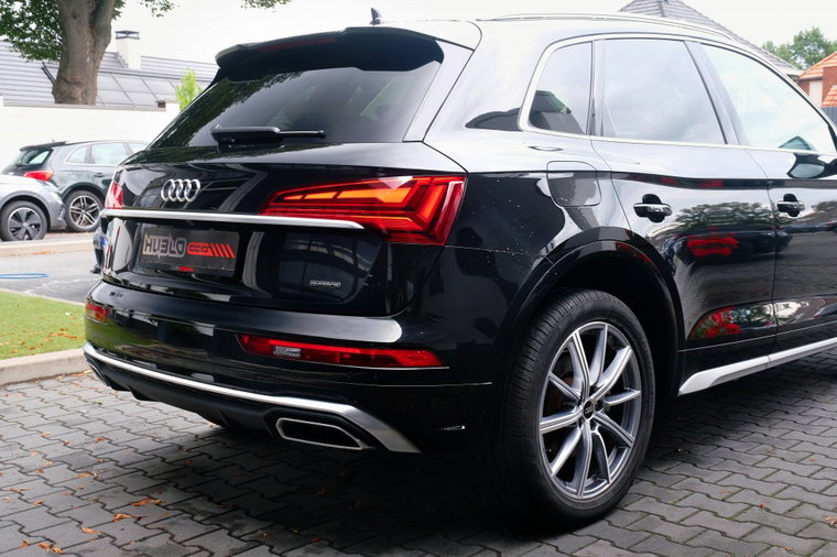 Vehicle Image 15