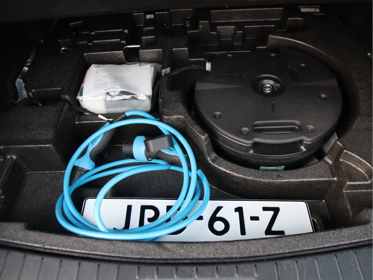 Vehicle Image 48