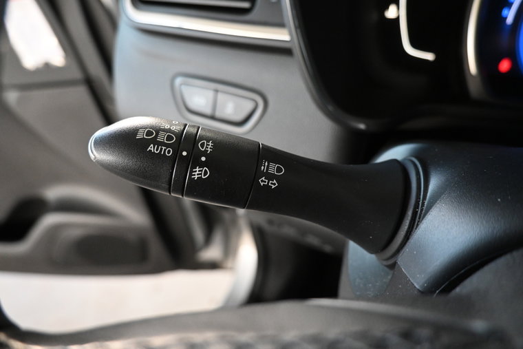 Vehicle Image 32