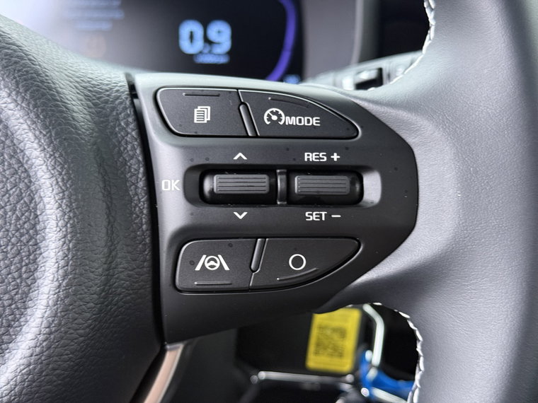 Vehicle Image 27