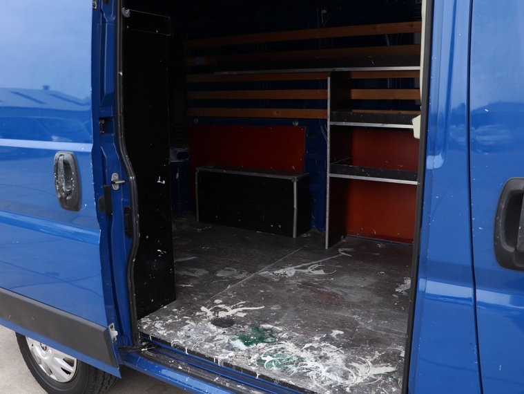 Vehicle Image 8