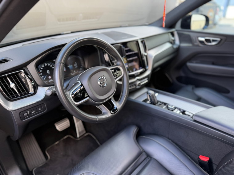 Vehicle Image 38