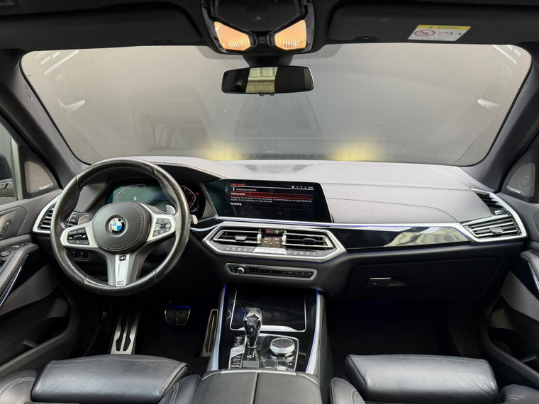 Vehicle Image 38