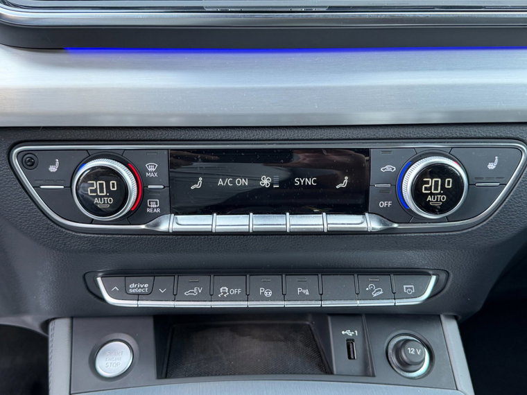Vehicle Image 27
