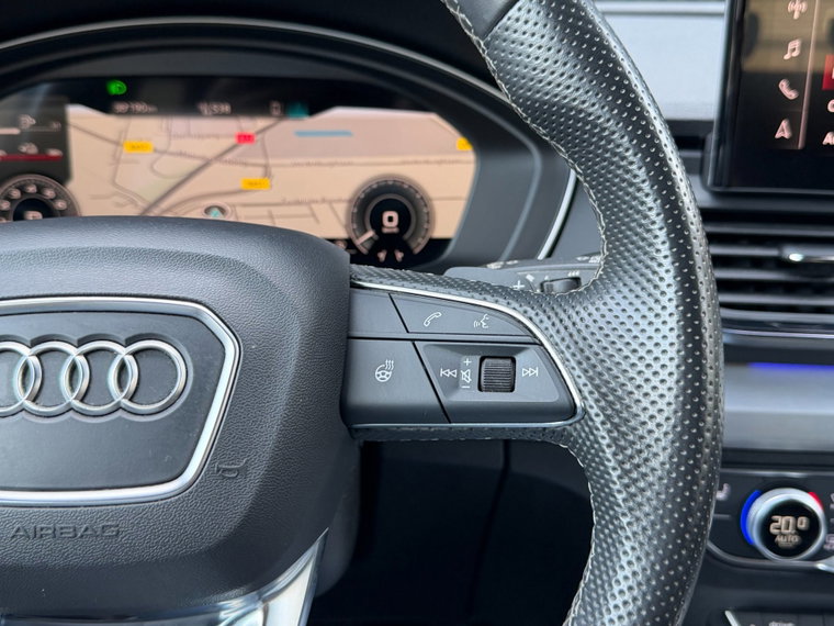 Vehicle Image 37