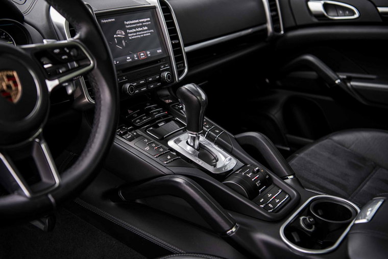 Vehicle Image 36