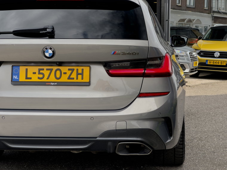 Vehicle Image 28