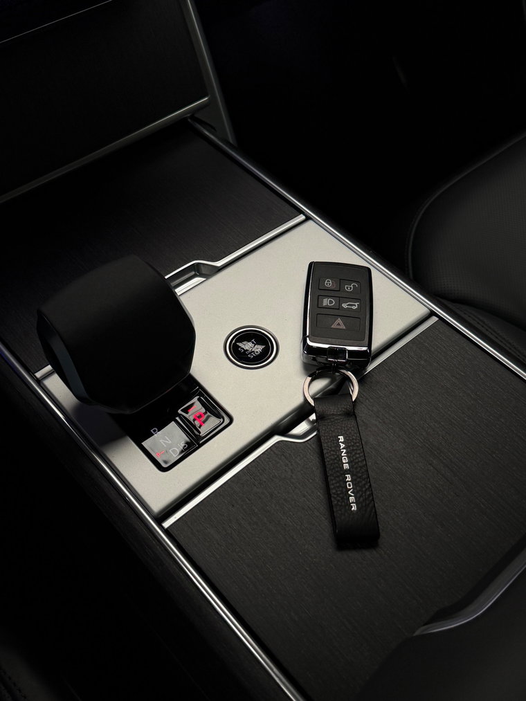 Vehicle Image 42