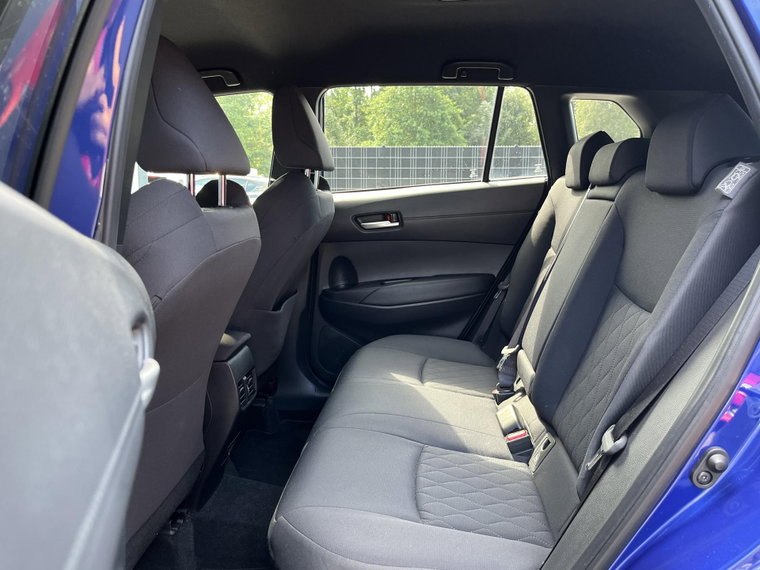 Vehicle Image 10