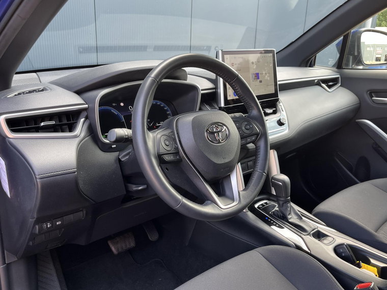 Vehicle Image 11