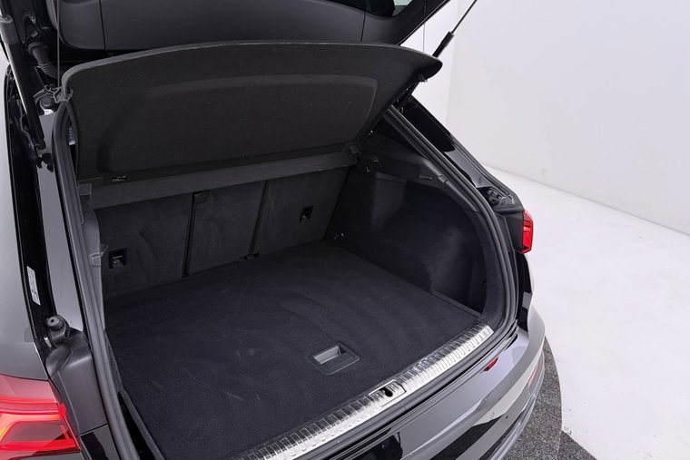 Vehicle Image 39