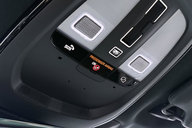 Vehicle Image 37