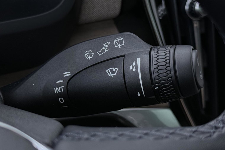 Vehicle Image 45