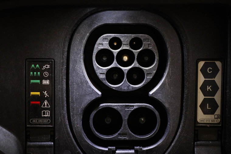 Vehicle Image 27