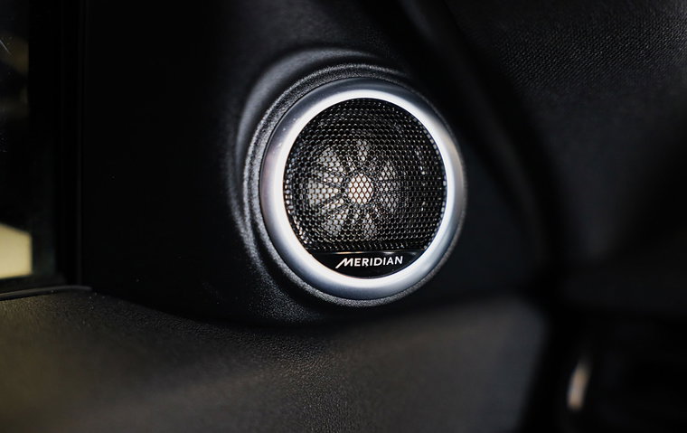 Vehicle Image 22