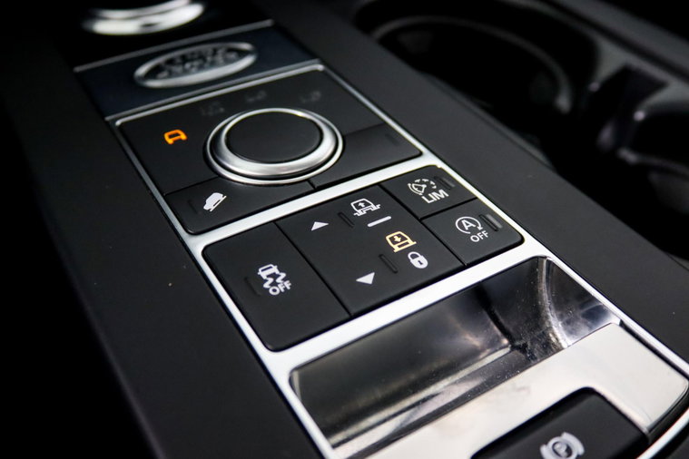 Vehicle Image 30