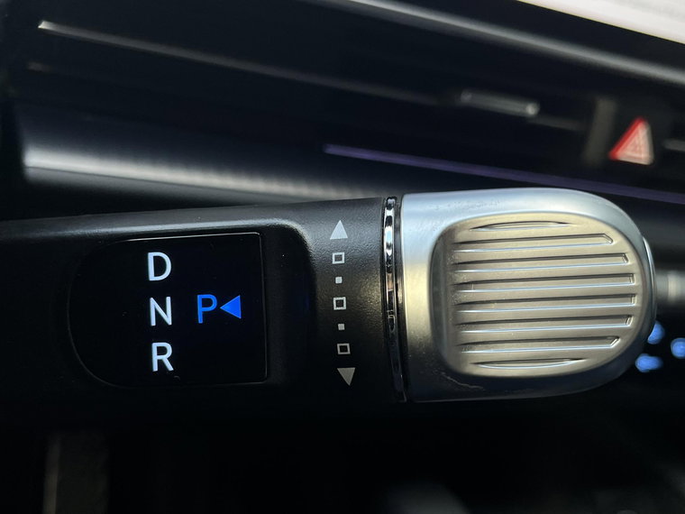 Vehicle Image 24