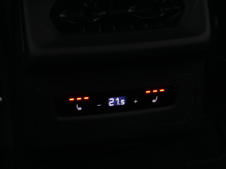 Vehicle Image 46