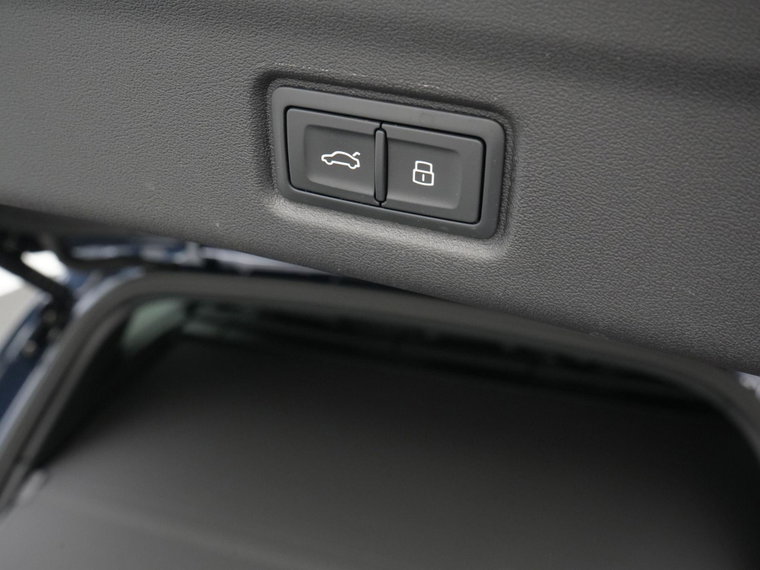 Vehicle Image 49