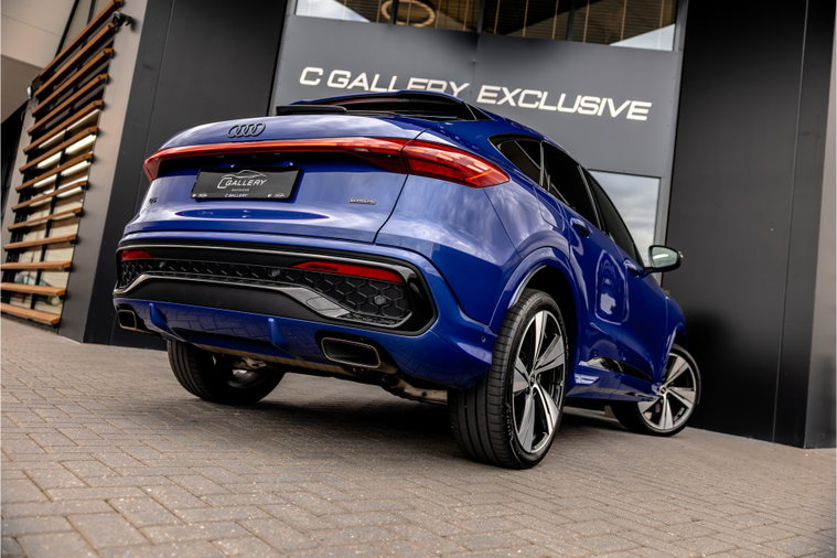 Vehicle Image 35