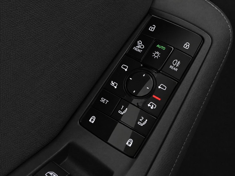 Vehicle Image 22