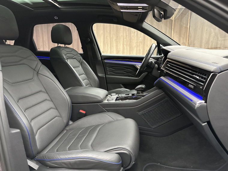 Vehicle Image 36