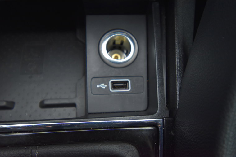 Vehicle Image 24