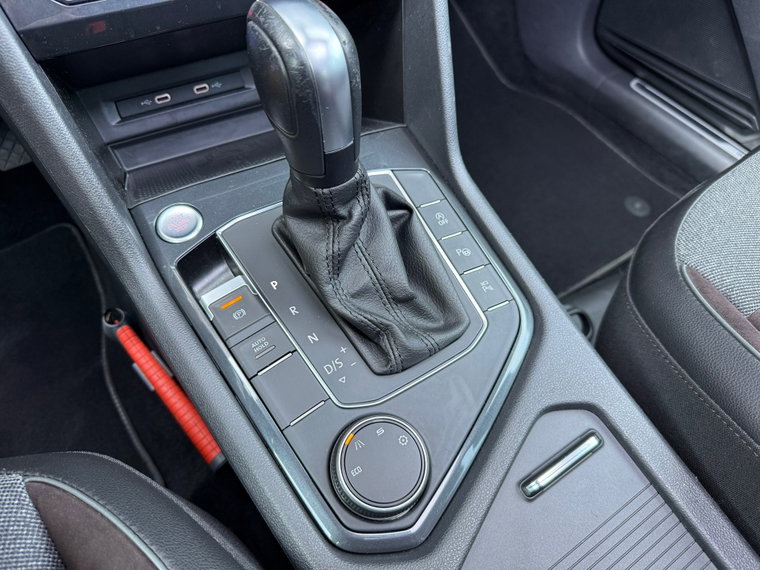 Vehicle Image 47