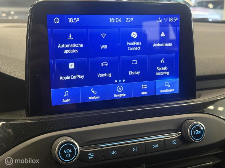 Vehicle Image 16