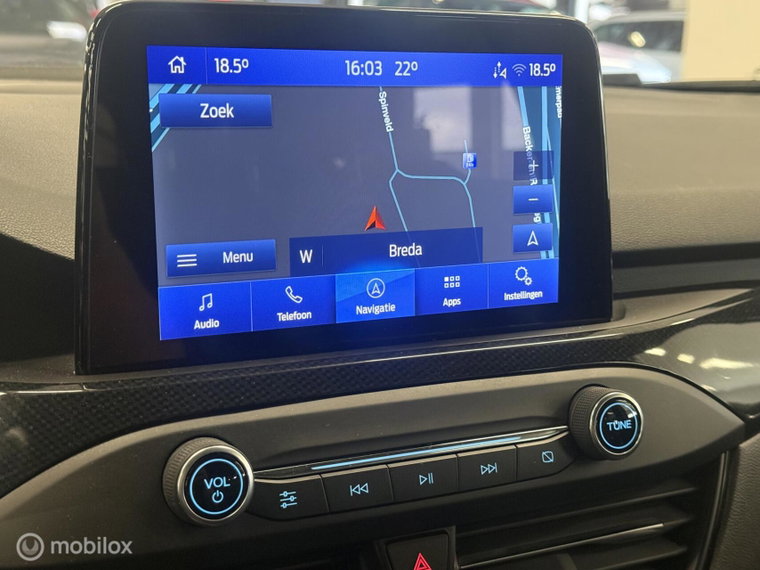 Vehicle Image 17
