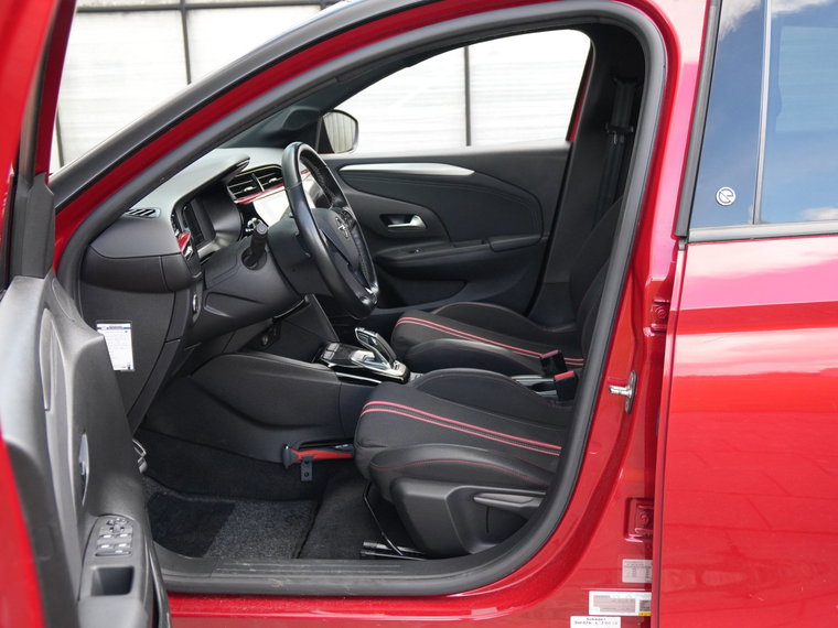 Vehicle Image 37