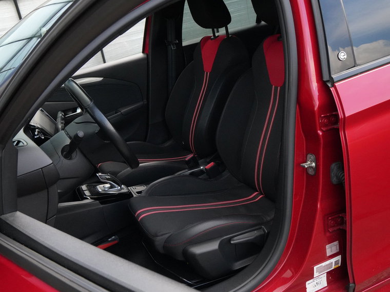 Vehicle Image 38
