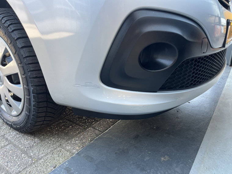 Vehicle Image 36