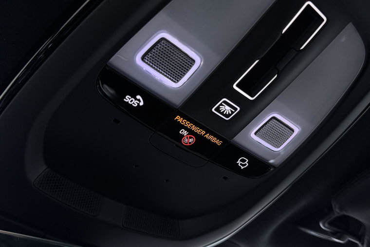 Vehicle Image 35