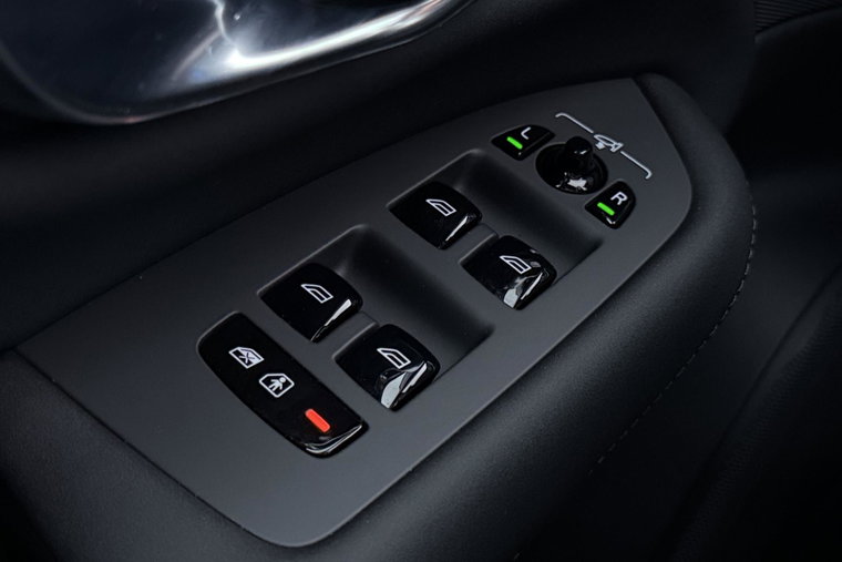Vehicle Image 45