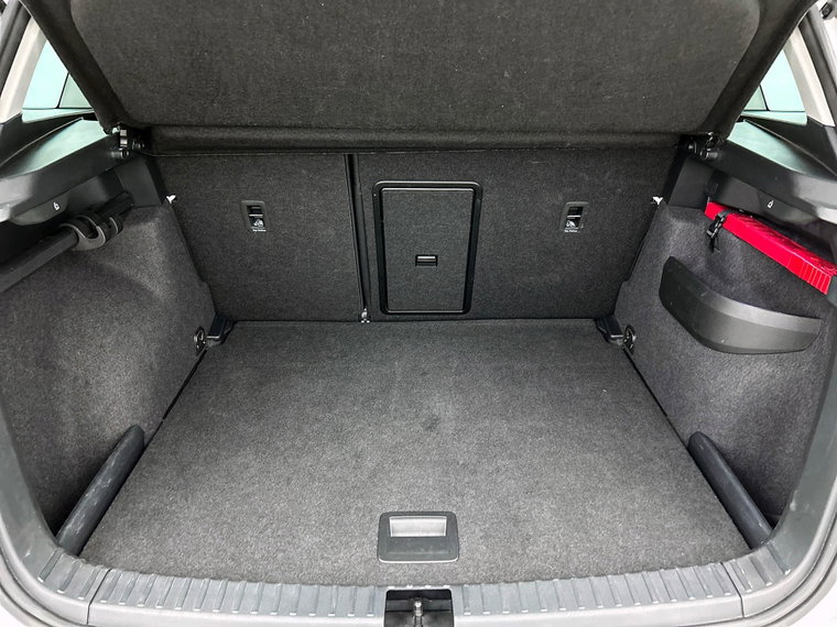 Vehicle Image 33