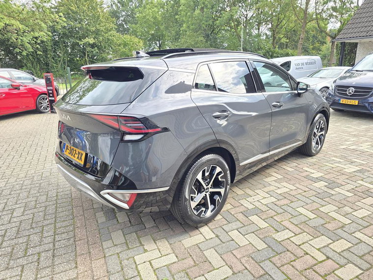 Vehicle Image 45
