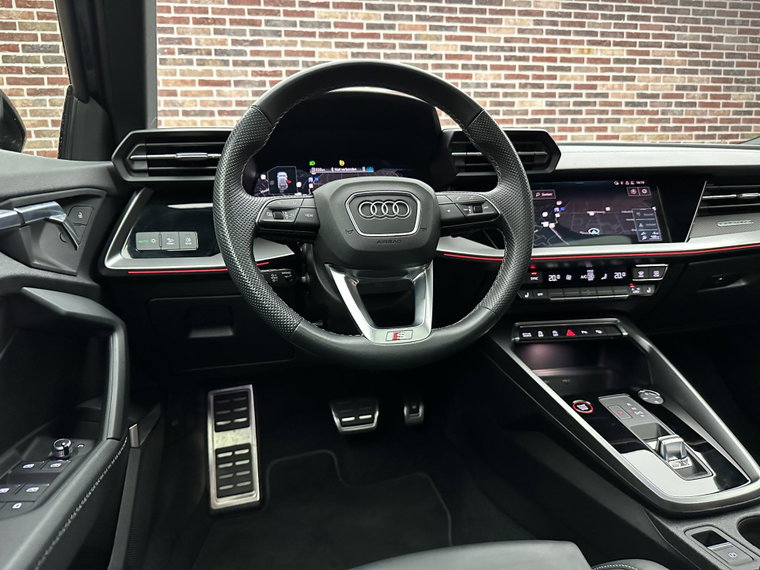Vehicle Image 41