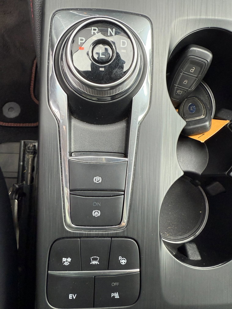 Vehicle Image 23