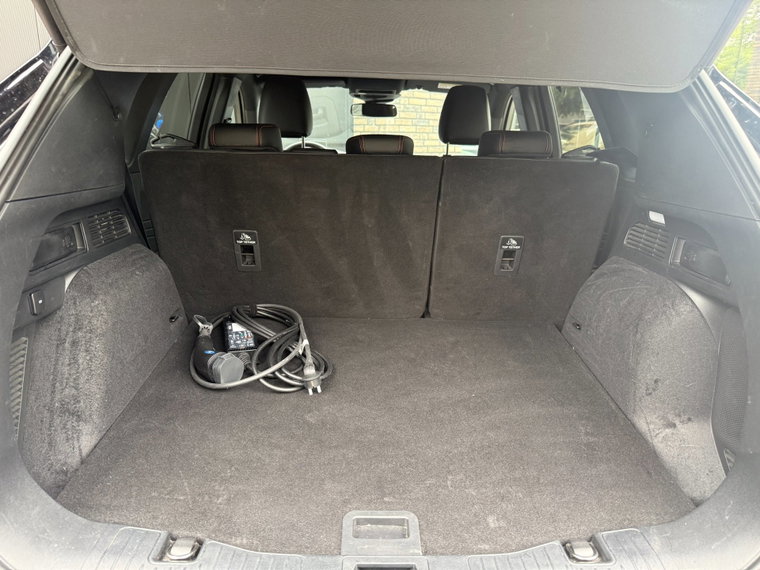 Vehicle Image 29